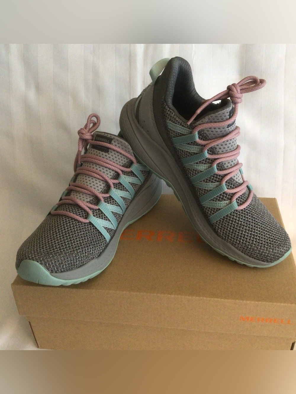 Merrell Women’s Bravada Edge Hiking Shoe - Size 9